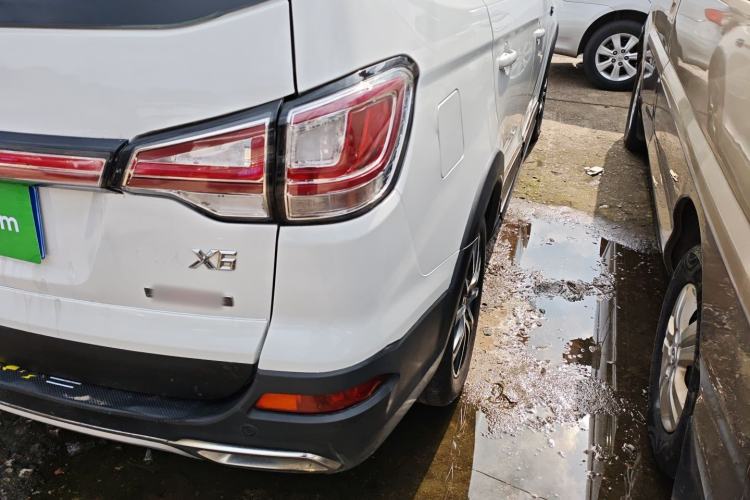 Used FORTHING Joyear X6 2017 Enjoy Series 1.5T Manual Luxury Model
