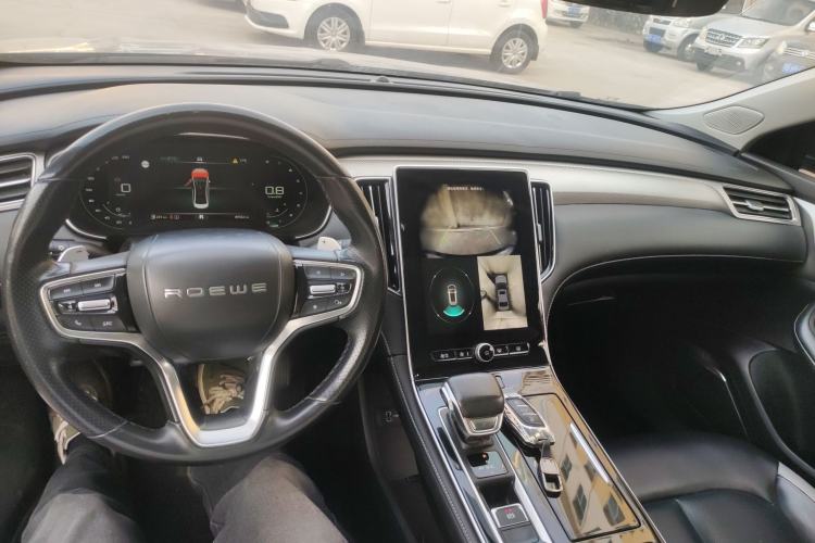 Used Roewe i6 MAX 2020 300TGI Automatic Cool & Stylish Skyroof Edition