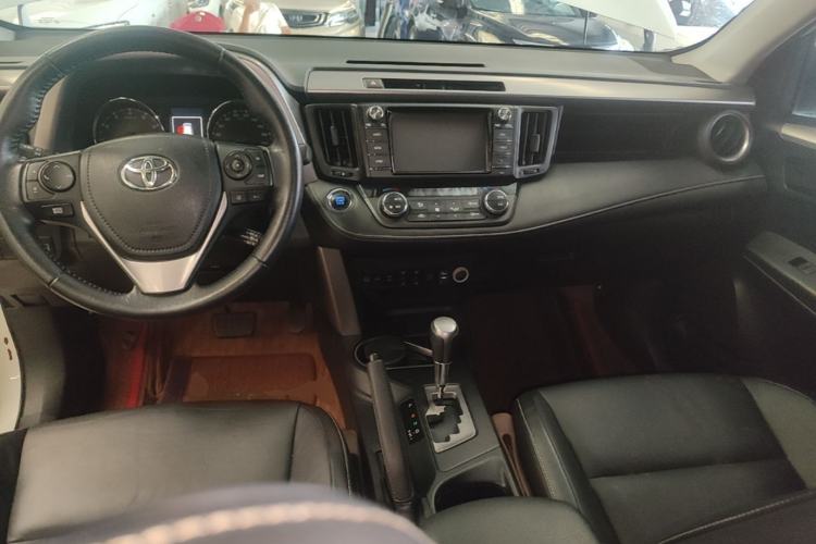 Used Toyota RAV4 2018 2.5L Automatic 4x4 Elite i Edition

