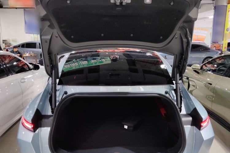 Used Nio ET5 2022 75 kWh Trunk