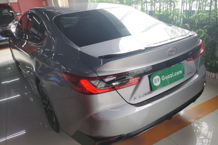 Used Toyota Camry 2026 Model Dual-Engine 2.0HSE Sport Lite Edition Rear Left 45 Deg