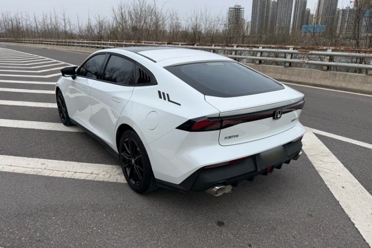 Used CHANGAN UNI-V 2023 1.5T Prestige Model Exterior 5