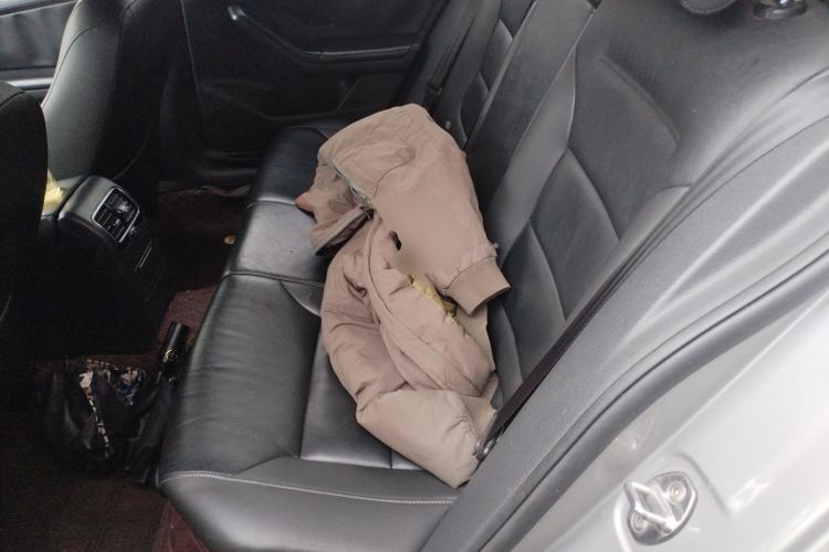 Used Volkswagen Sagitar 2015 230TSI Automatic Comfort Version Left Rear Seat