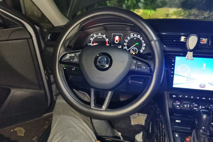 Used Skoda Superb 2016 TSI280 DSG Innovation Edition
