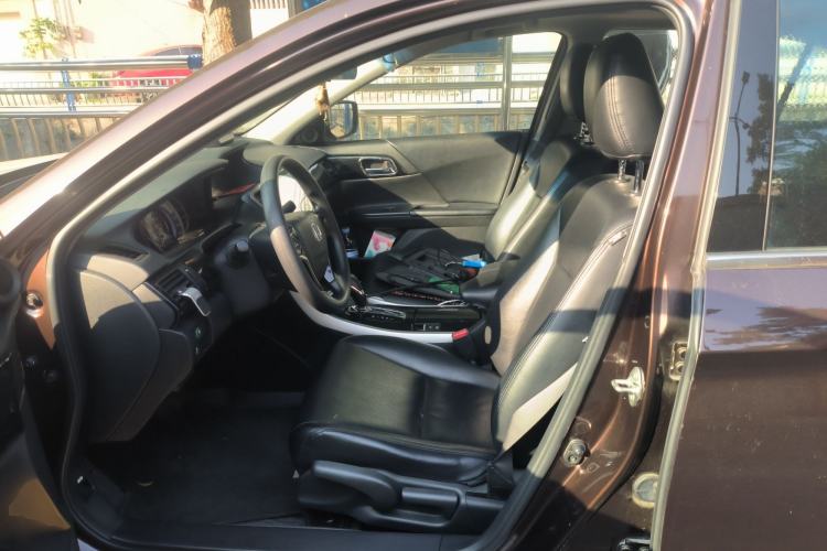 Used Honda Accord 2016 2.0L Comfort Edition
