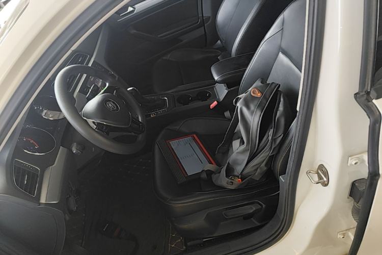 Used Volkswagen Lamando 2017 230TSI DSG Fashion Edition Left Front Seat