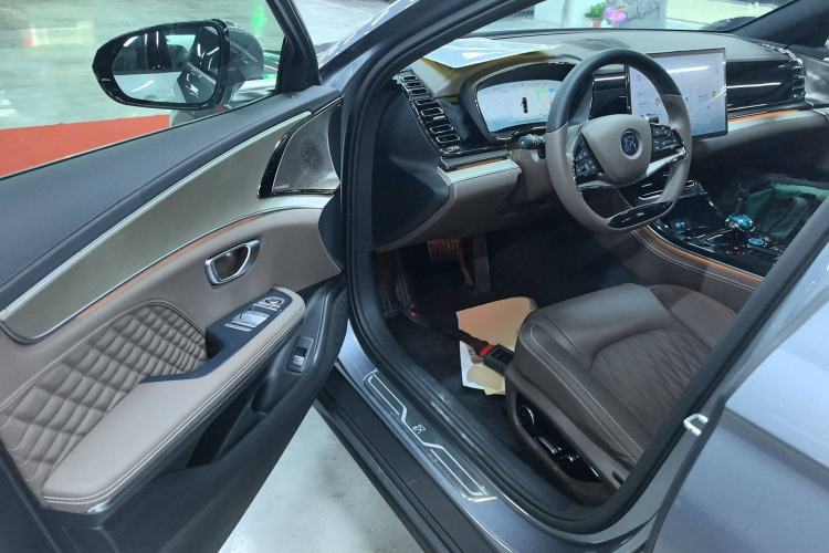 Used BYD Han 2023 EV Champion Edition 605KM Front-Drive Premium Model