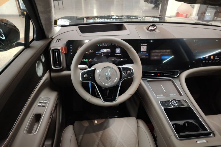 Used Hima AITO M9 2025 Extended-Range Ultra Version 52 kWh 6-Seater