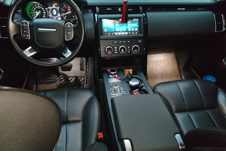 Used Land Rover Discovery 2018 3.0 SC V6 SE