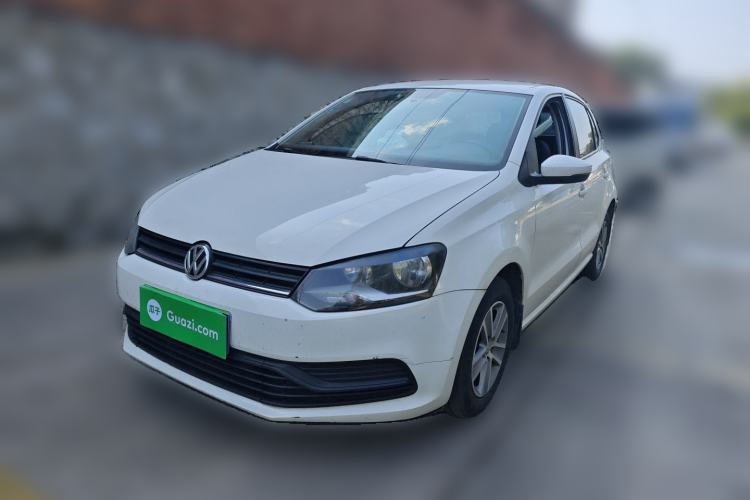 Used Volkswagen Polo 2016 1.4L Manual Fashion Model