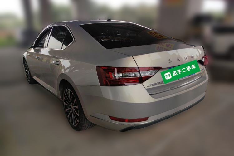 Used Skoda Superb 2018 TSI330 DSG Luxury Edition China VI Standard Rear Left 45 Deg