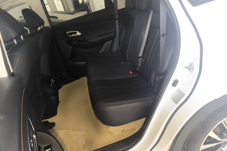 Used CHANGAN OSHAN X7 2020 1.5T Automatic Parking with Facial Recognition – Spacey & Carefree Edition
