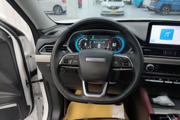 Used JETOUR X70 2023 1.5T DCT Beyond PRO Edition 5-Seater
