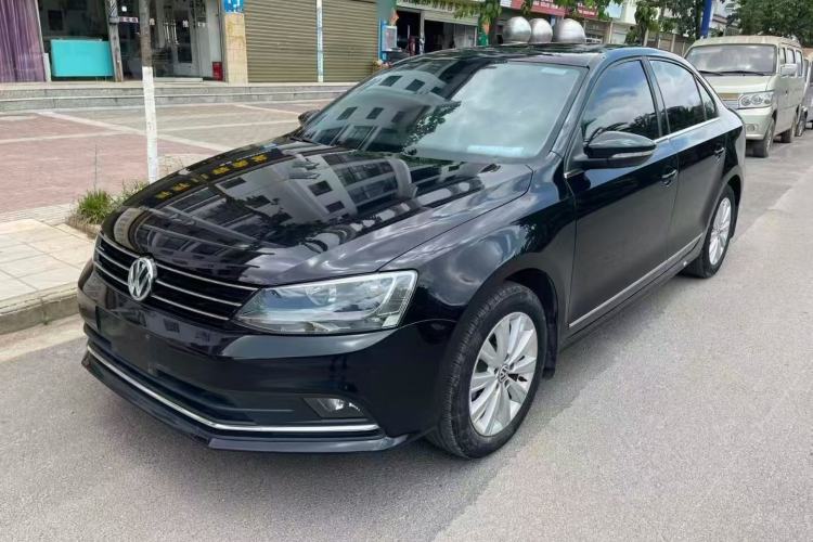 Used Volkswagen Sagitar 2015 1.6L Manual Comfort Model