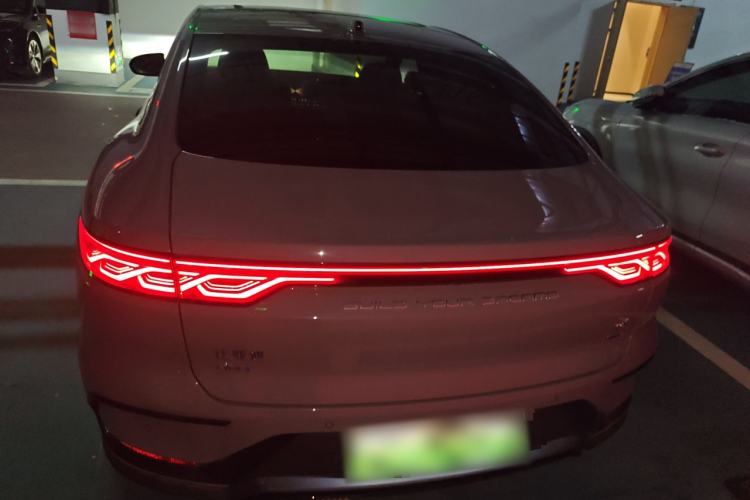 Used BYD Han 2025 DM-i Intelligent Driving Edition 125KM LiDAR Flagship Model