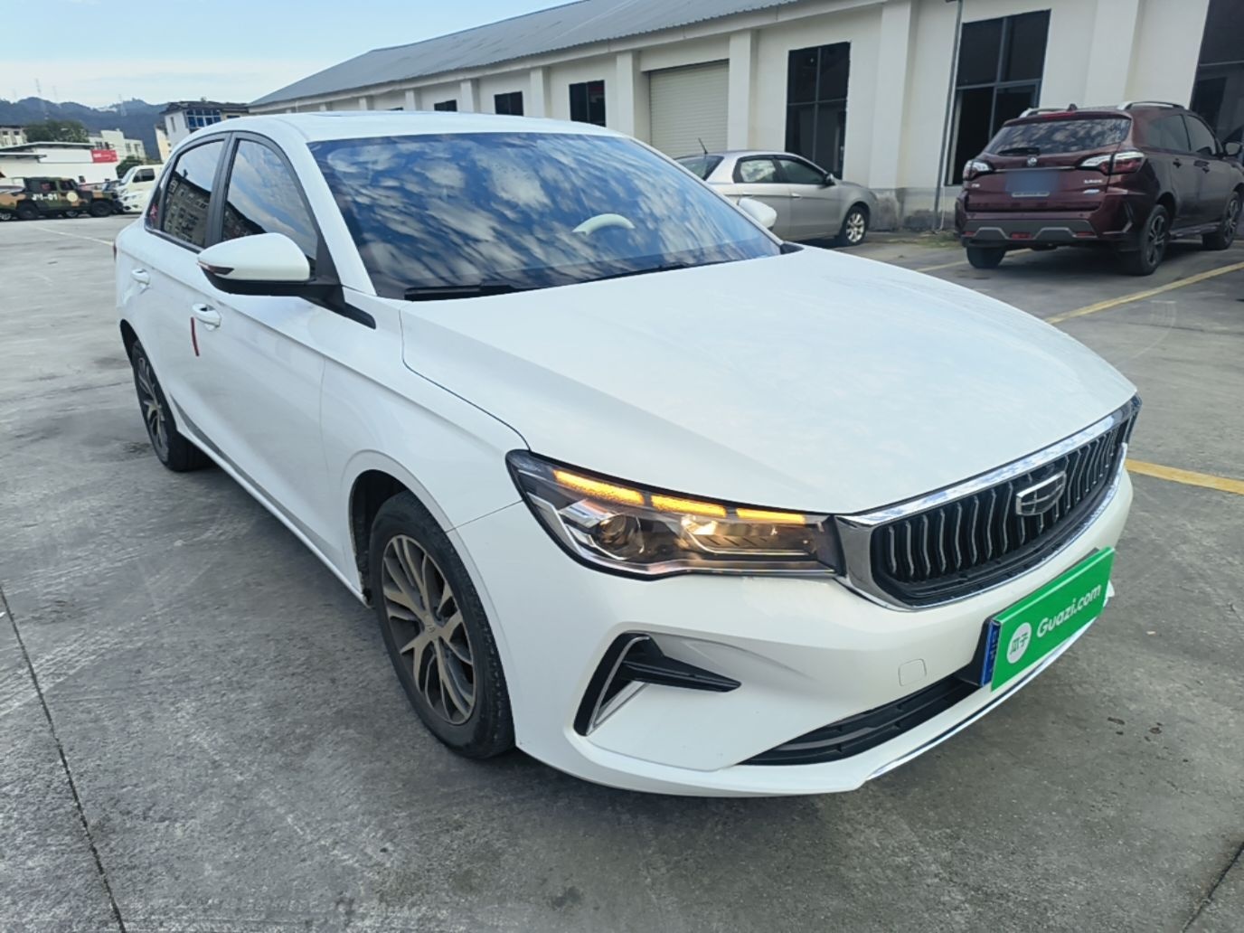 Geely Auto Emgrand 2023 4th Generation Champion Edition 1.5L CVT Luxury Model — снимка 3