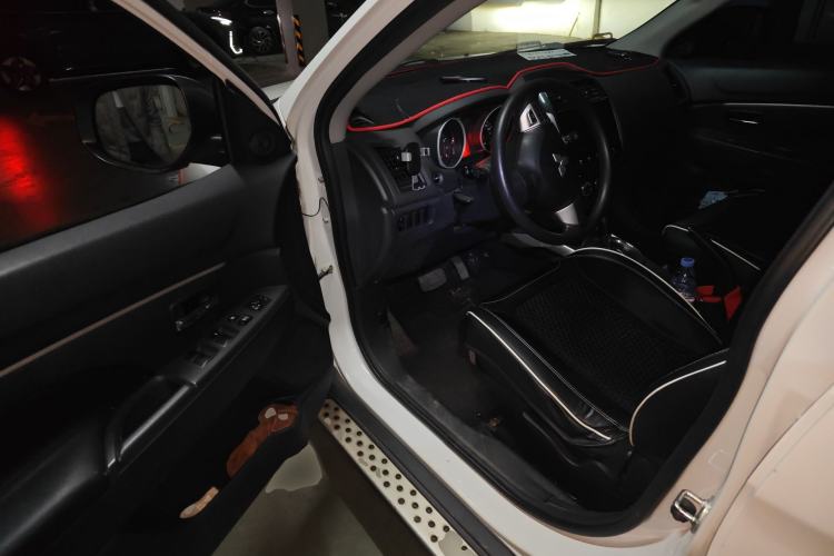 Used Mitsubishi ASX 2013 2.0L CVT Two-Wheel Drive Elite Edition