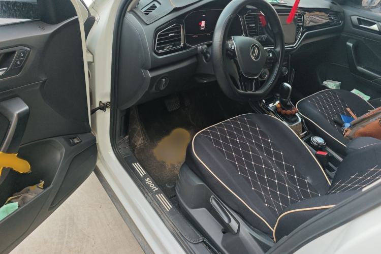 Used Volkswagen T-ROC 2021 280TSI DSG Two-Wheel Drive Comfort Connect Edition
