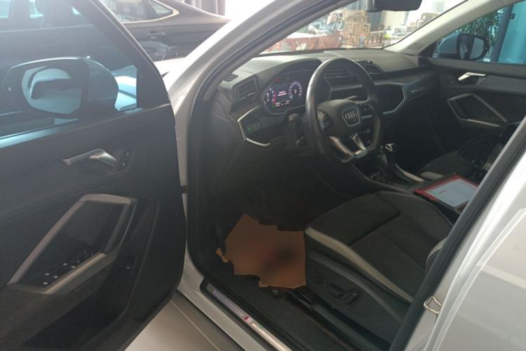 Used Audi Q3 2021 35 TFSI Fashion Dynamic Model