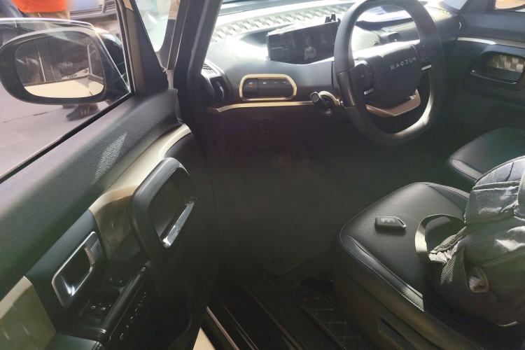 Used Baojun KiWi EV 2022 Artist Lite Edition Lithium Iron Phosphate