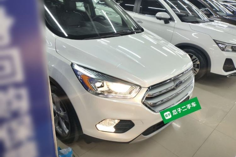 Used Ford Kuga 2018 EcoBoost 180 Two-Wheel-Drive Platinum Edition
