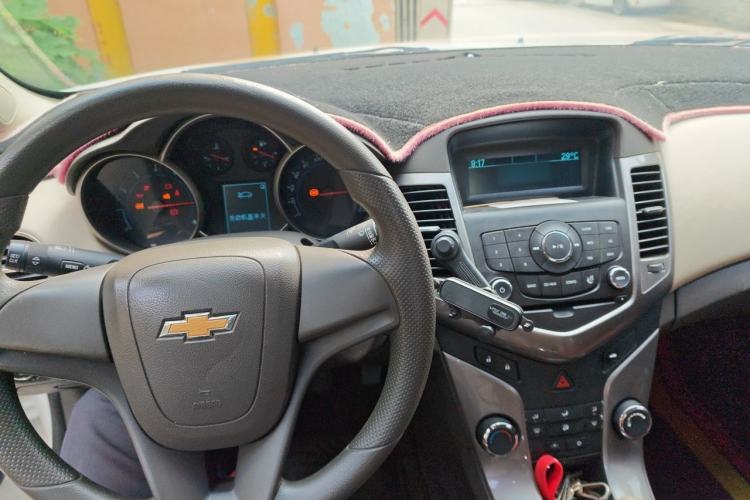 Used Chevrolet Cruze 2015 1.5L Classic SE MT