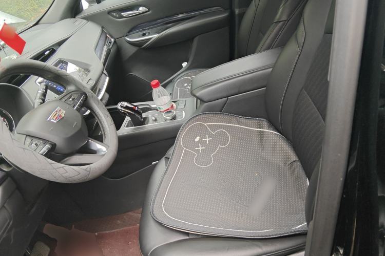 Used Cadillac XT4 2022 28T Two-Wheel Drive Fashion Edition Left Front Seat