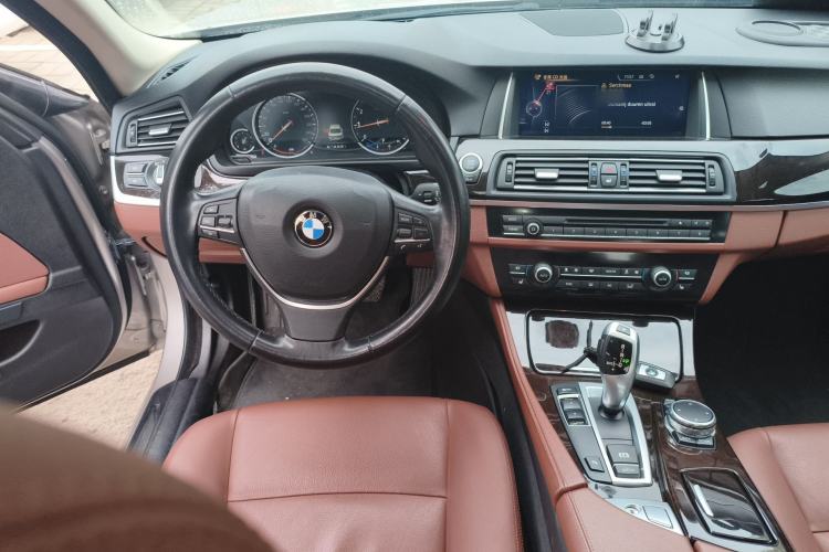 Used BMW 5 Series 2017 528Li Leading Model Steering Wheel
