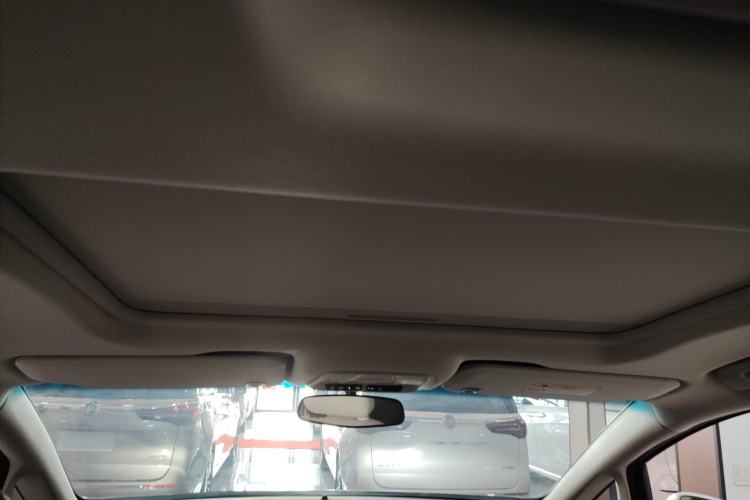 Used Buick GL8 2022 ES Landtrek 653T Comfort Edition