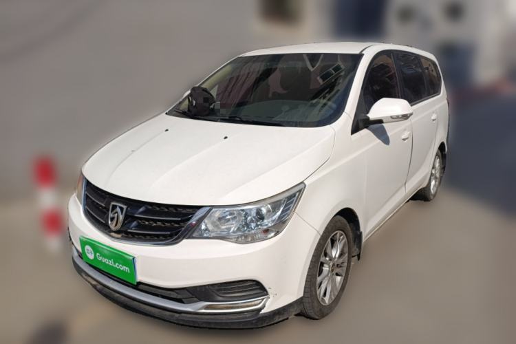Used Baojun 730 2016 Revised 1.5L Manual Standard Version 7 Seats China V Emission Standard