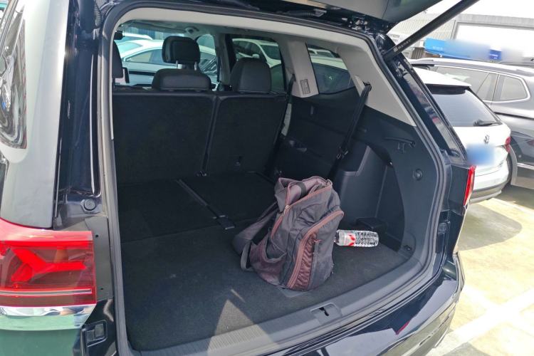 Used Volkswagen Teramont 2024 380TSI Four-Wheel Drive Prestige Luxury Edition Trunk