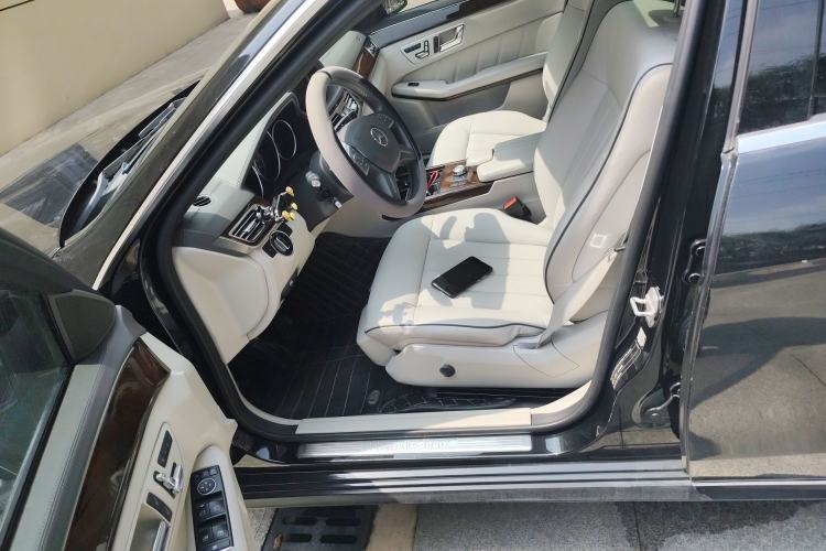 Used Mercedes-Benz E-Class 2015 E 320 L 4MATIC Left Front Seat