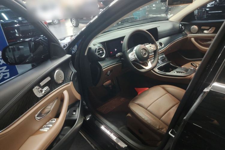 Used Mercedes-Benz E-Class 2019 E 300 L Sporty and Stylish Model
