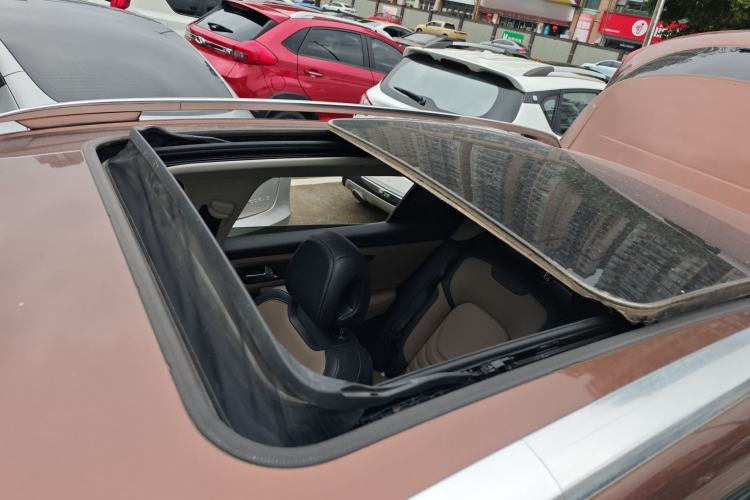 Used DS 6 2014 1.6T Luxury Edition THP160
