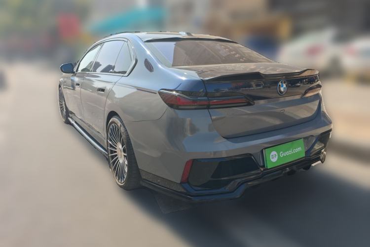 Used BMW i7 2023 xDrive60L M Sport Package