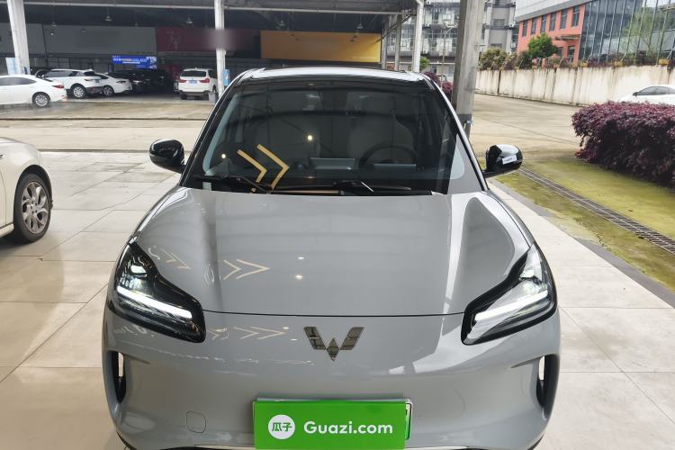 Used Wuling Bingo PLUS 2024 330 km Range Five-Seater Version Front