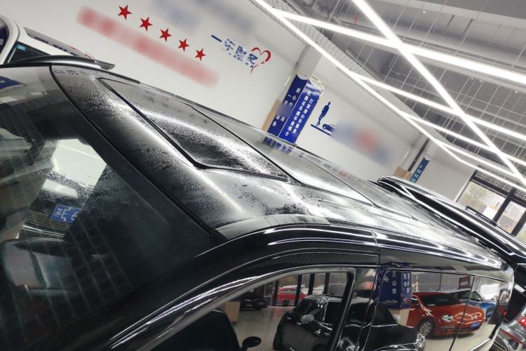 Used Mercedes-Benz Vito 2018 2.0T Elite Version 7 Seats China VI Emission Standard
