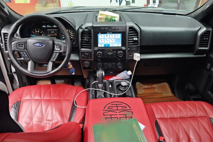 Used Ford F-150 Raptor 
