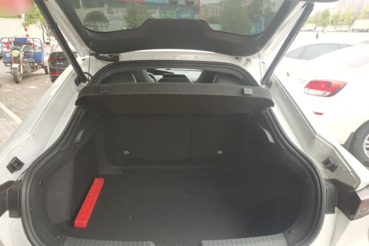 Used Changan UNI-V 2023 1.5T Prestige Model