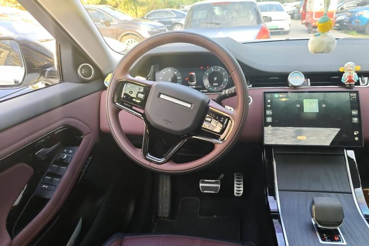 Used Land Rover Range Rover Evoque 2024 Aurora L 249 PS Prestige Light-Chasing Edition