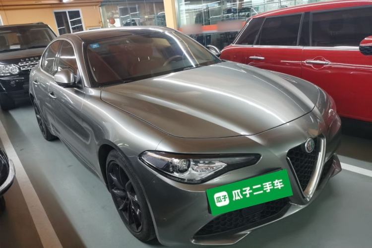 Used Alfa Romeo Giulia 2021 2.0T 280HP Luxury Edition