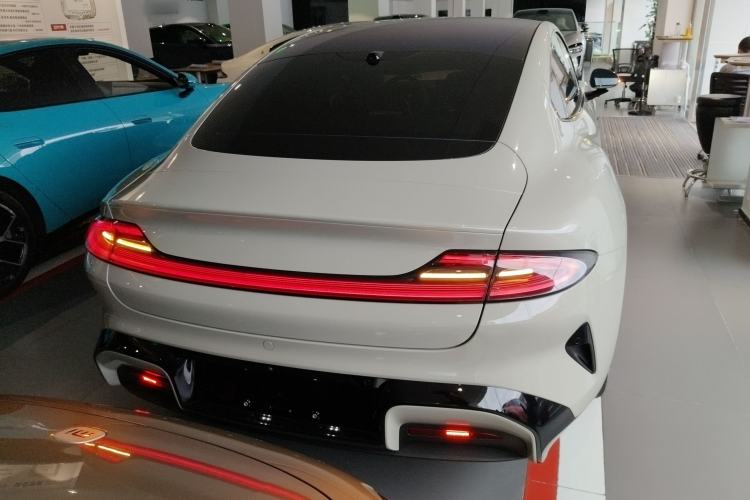 Used Xiaomi Auto SU7 2024 Rear-Drive Ultra-Long Range Advanced Pro-Level Intelligent Driving Version