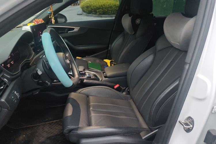 Used Audi A4L 2023 40 TFSI Bang & Olufsen Starry Night Edition
