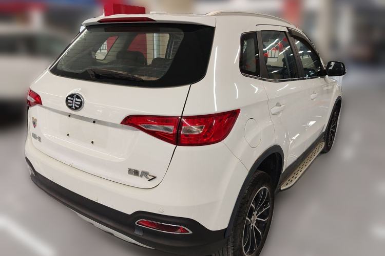 Used FAW Senya R7 2016 1.6L Manual Luxury Model
