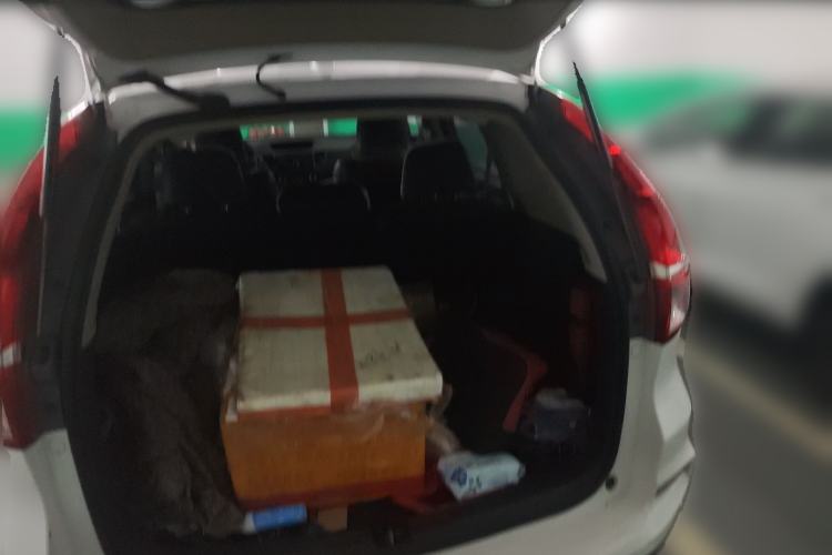 Used Honda CR-V 2016 2.0L two-wheel drive Urban Edition Trunk