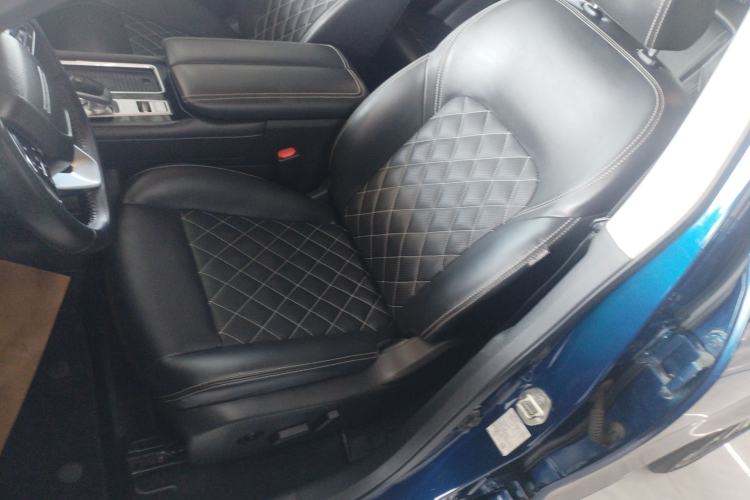 Used Venucia Star 2020 260T Automatic 48V Mild Hybrid Turbocharged Starry Edition
