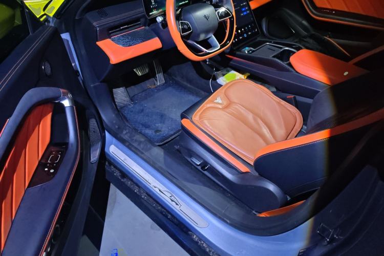 Used NETA GT 2023 580 AWD Driver Seat