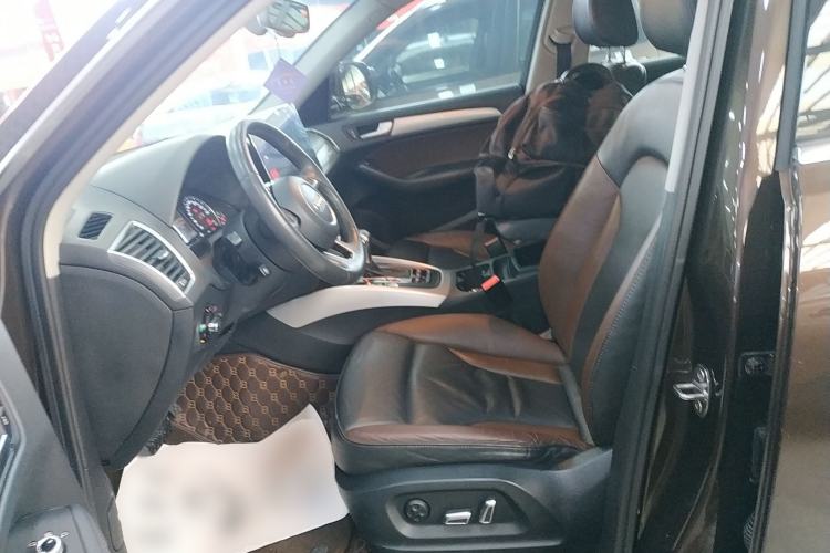 Used Audi Q5 2017 Plus 40 TFSI Technology Model Left Front Seat