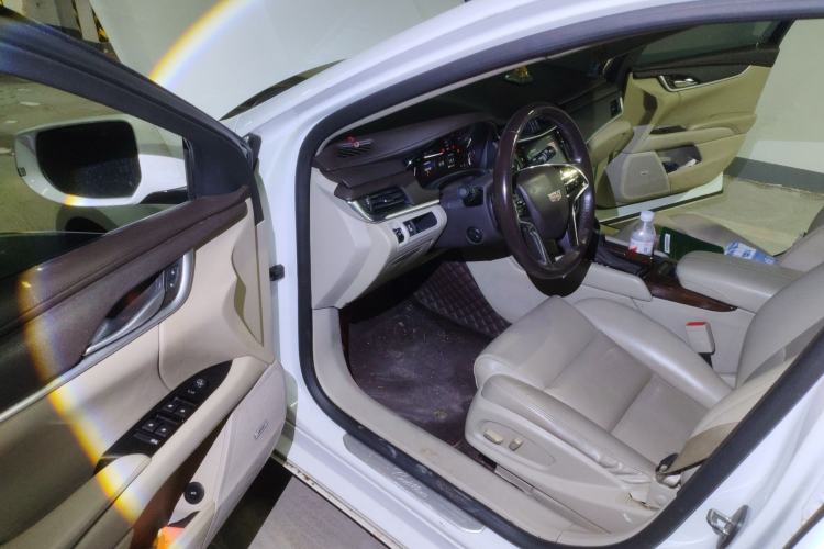 Used Cadillac XTS 2017 28T Tech Edition Driver Seat