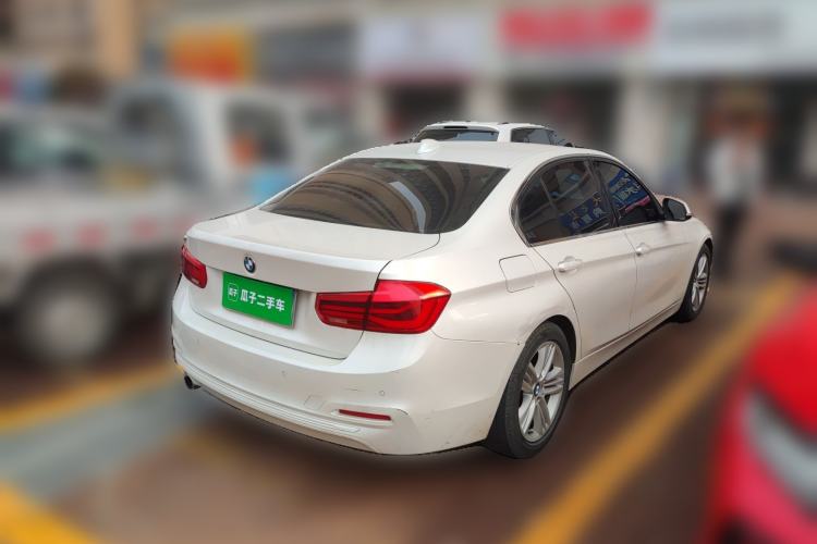 Used BMW 3 Series 2018 318i Rear Right 45 Deg